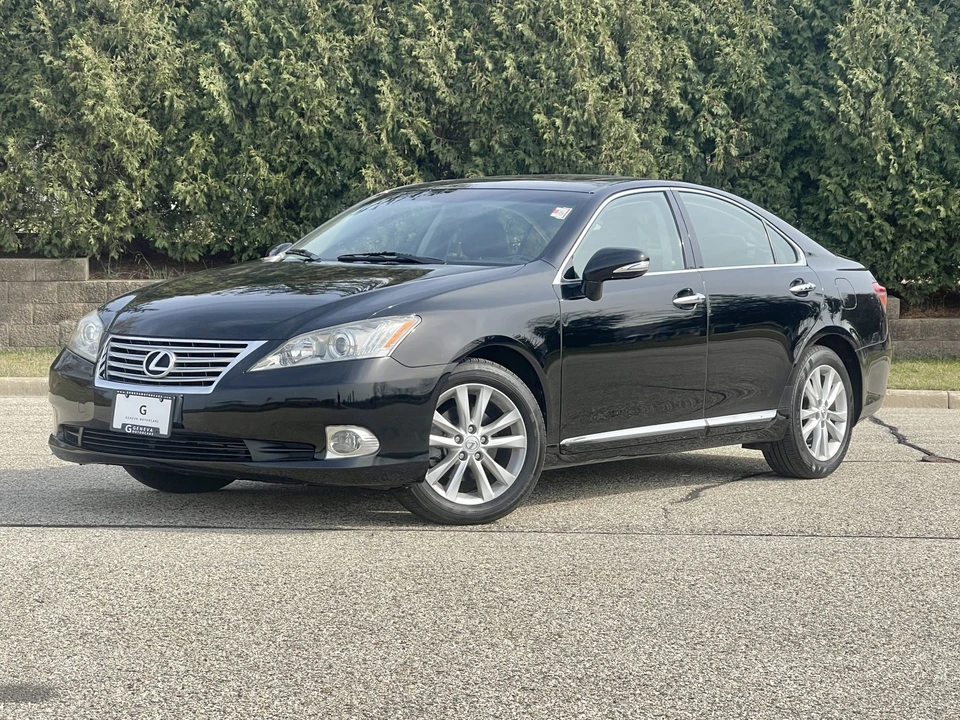 2011 Lexus ES 5th Gen - Image 7 of 31