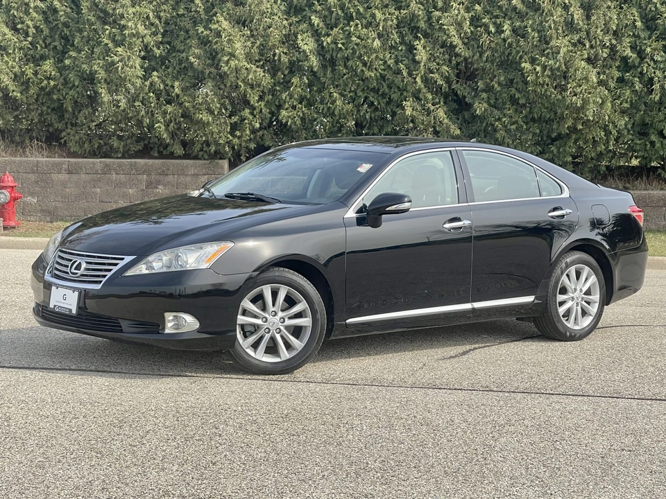 2011 Lexus ES 5th Gen - Image 5 of 31