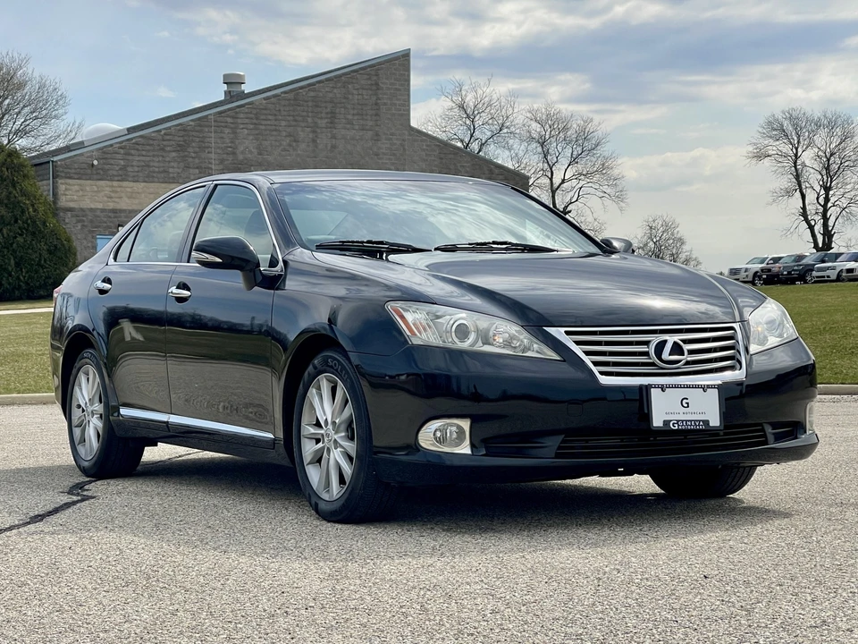 2011 Lexus ES 5th Gen - Image 19 of 31