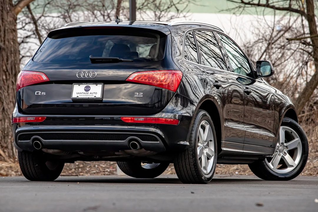 2012 Audi 8R Q5 - Image 12 of 31