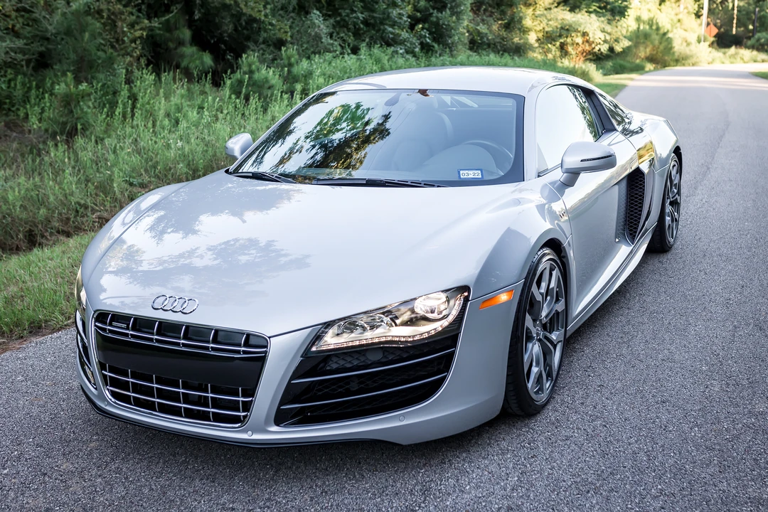 2012 Audi 42 R8 - Image 2 of 31