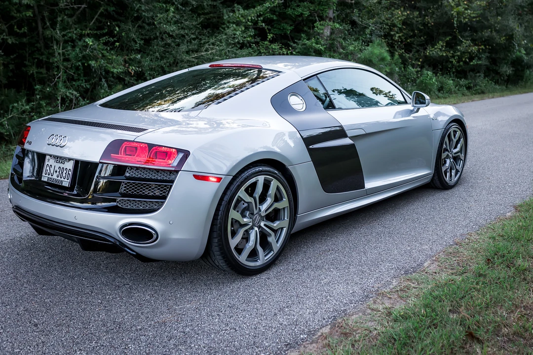 2012 Audi 42 R8 - Image 9 of 31