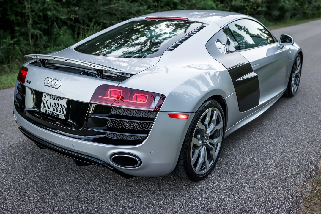 2012 Audi 42 R8 - Image 10 of 31