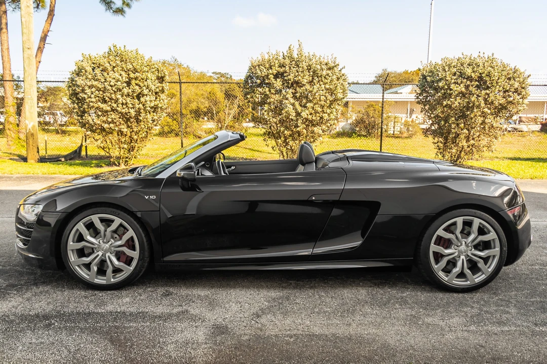 2012 Audi 42 R8 - Image 16 of 31