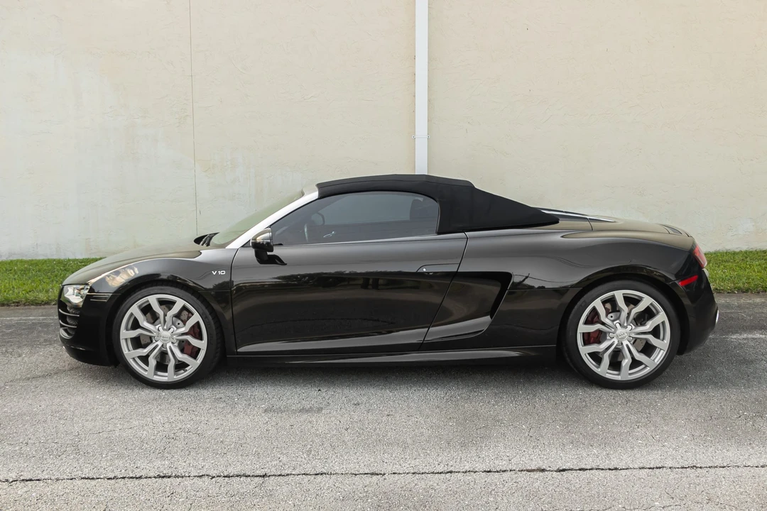 2012 Audi 42 R8 - Image 27 of 31