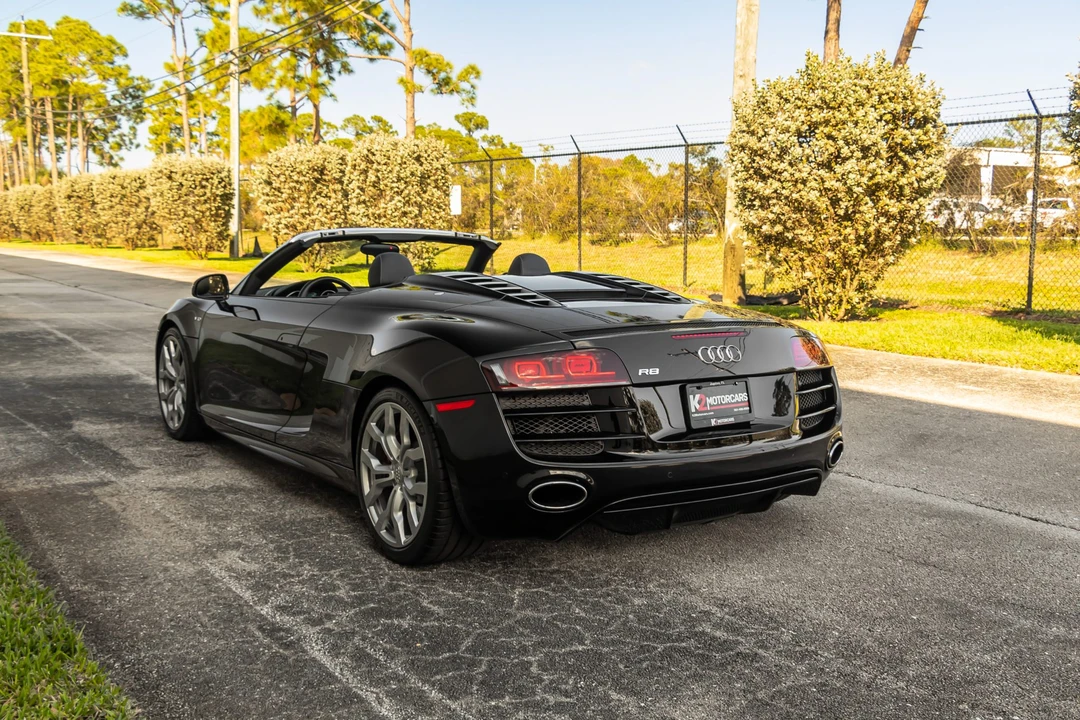 2012 Audi 42 R8 - Image 17 of 31