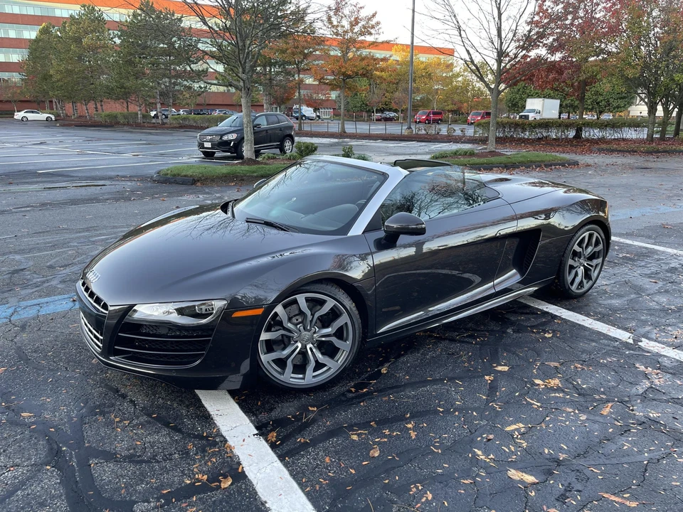 2012 Audi 42 R8 - Image 2 of 31