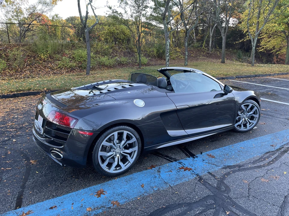 2012 Audi 42 R8 - Image 15 of 31