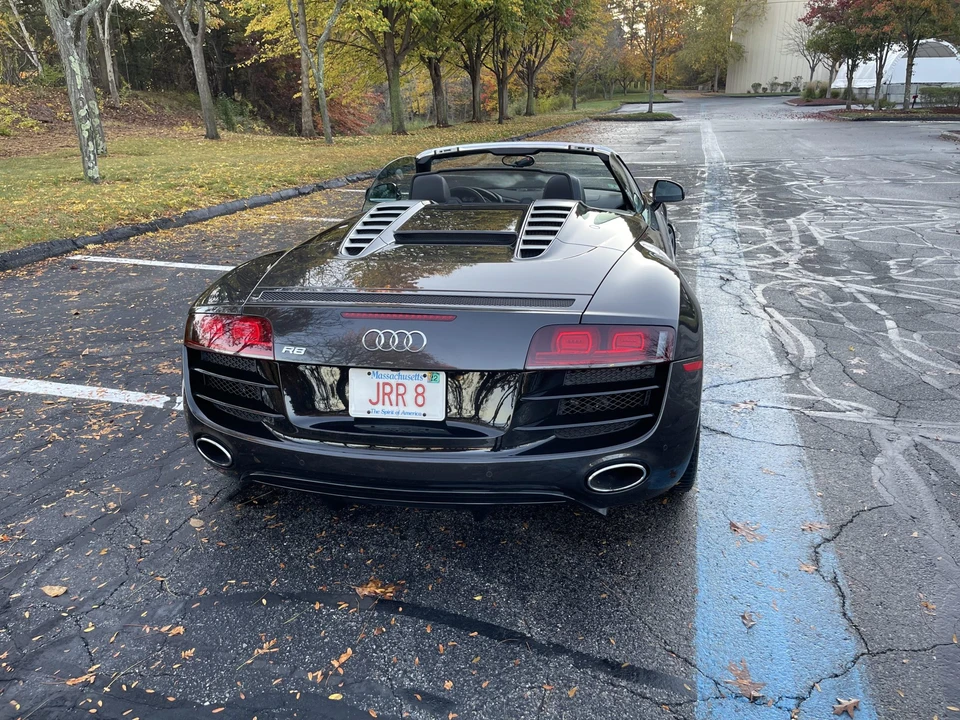 2012 Audi 42 R8 - Image 8 of 31