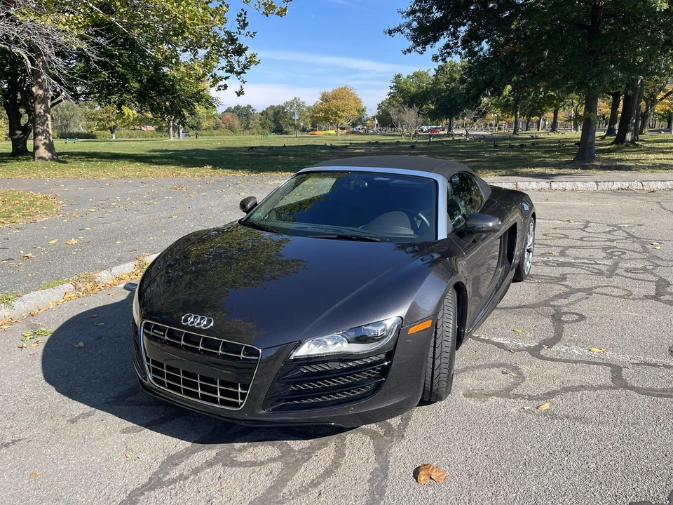2012 Audi 42 R8 - Image 20 of 31