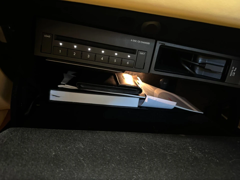 2012 Bentley Continental Flying Spur - Image 25 of 31