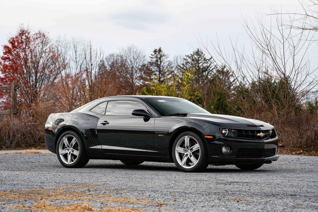 2004 Chevrolet Camaro - Image 2 of 31