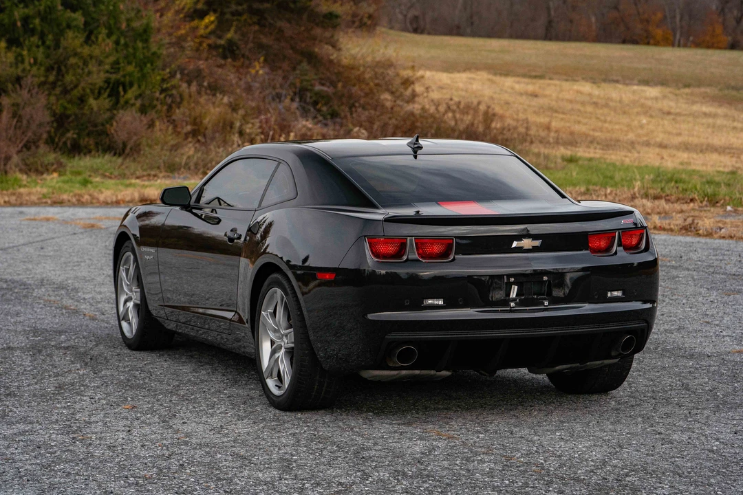 2004 Chevrolet Camaro - Image 23 of 31