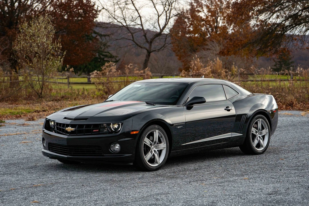 2004 Chevrolet Camaro - Image 15 of 31
