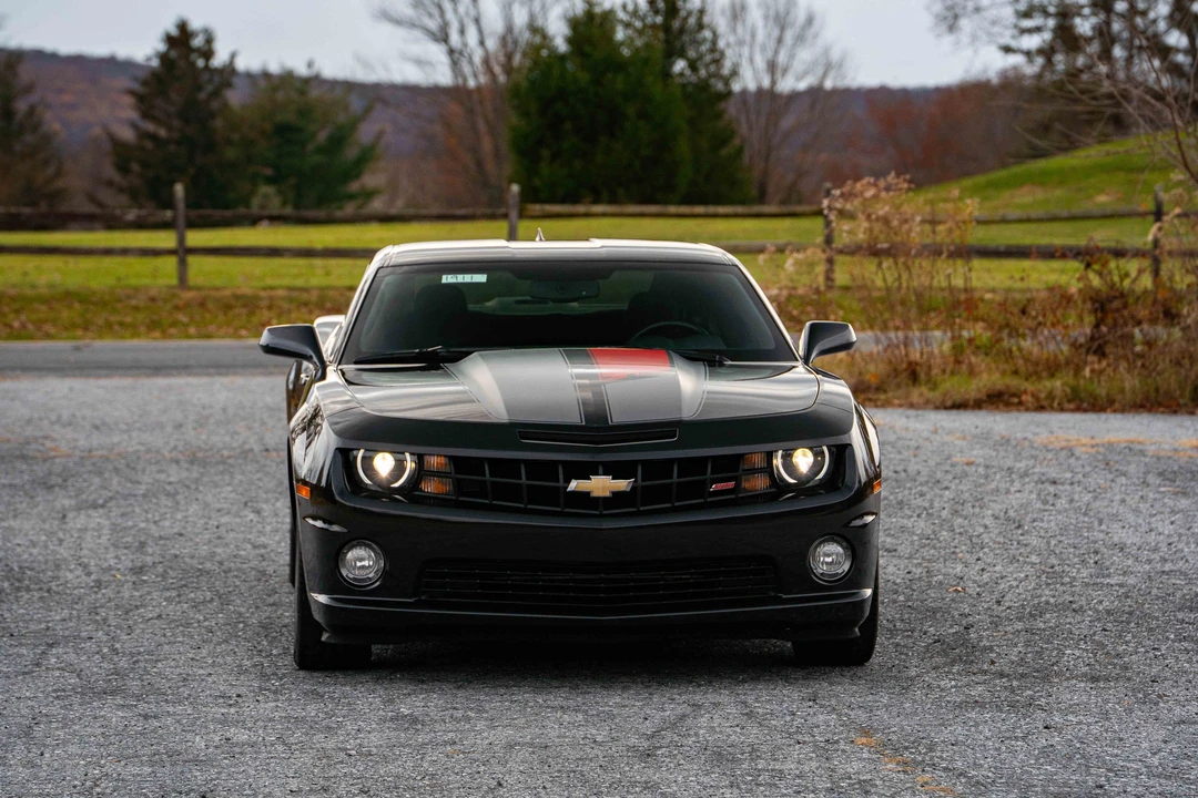 2004 Chevrolet Camaro - Image 8 of 31