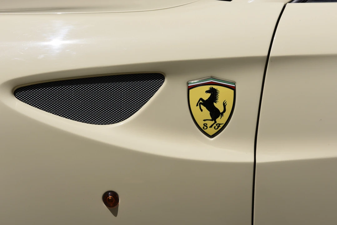 2012 Ferrari FF - Image 29 of 31