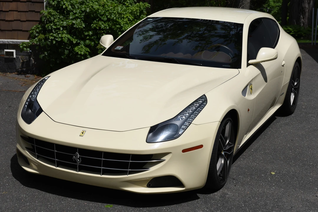 2012 Ferrari FF - Image 6 of 31