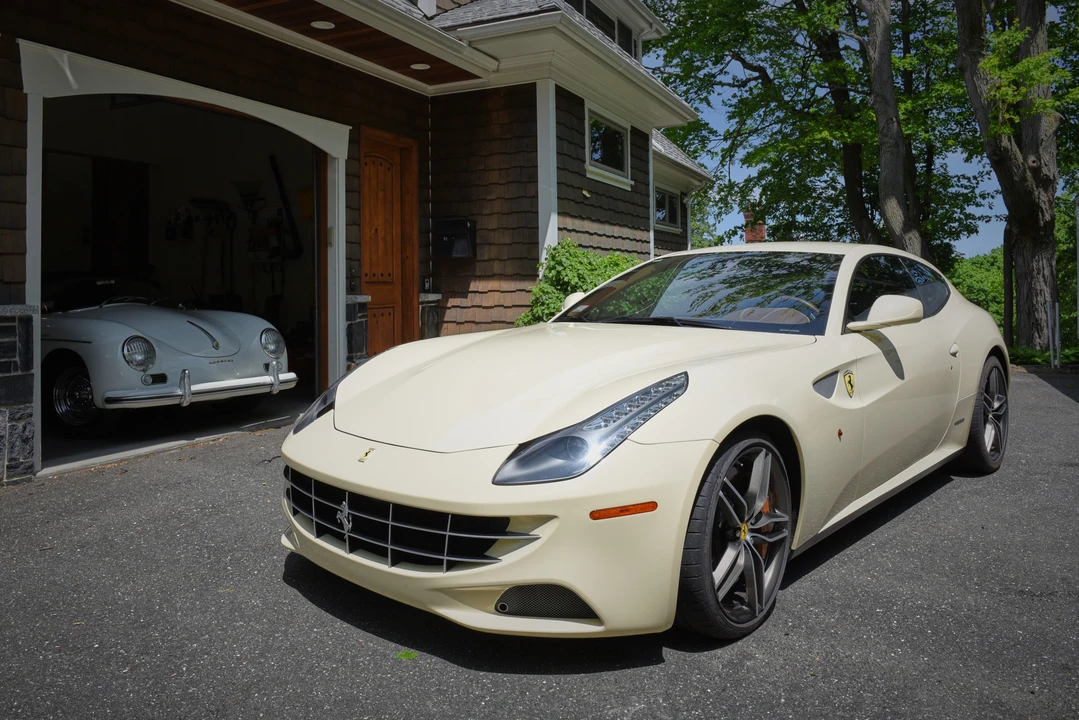 2012 Ferrari FF - Image 7 of 31