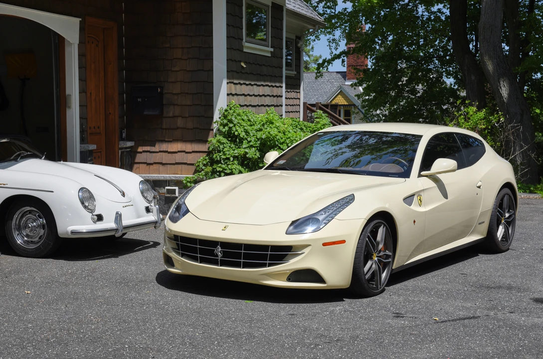 2012 Ferrari FF - Image 4 of 31