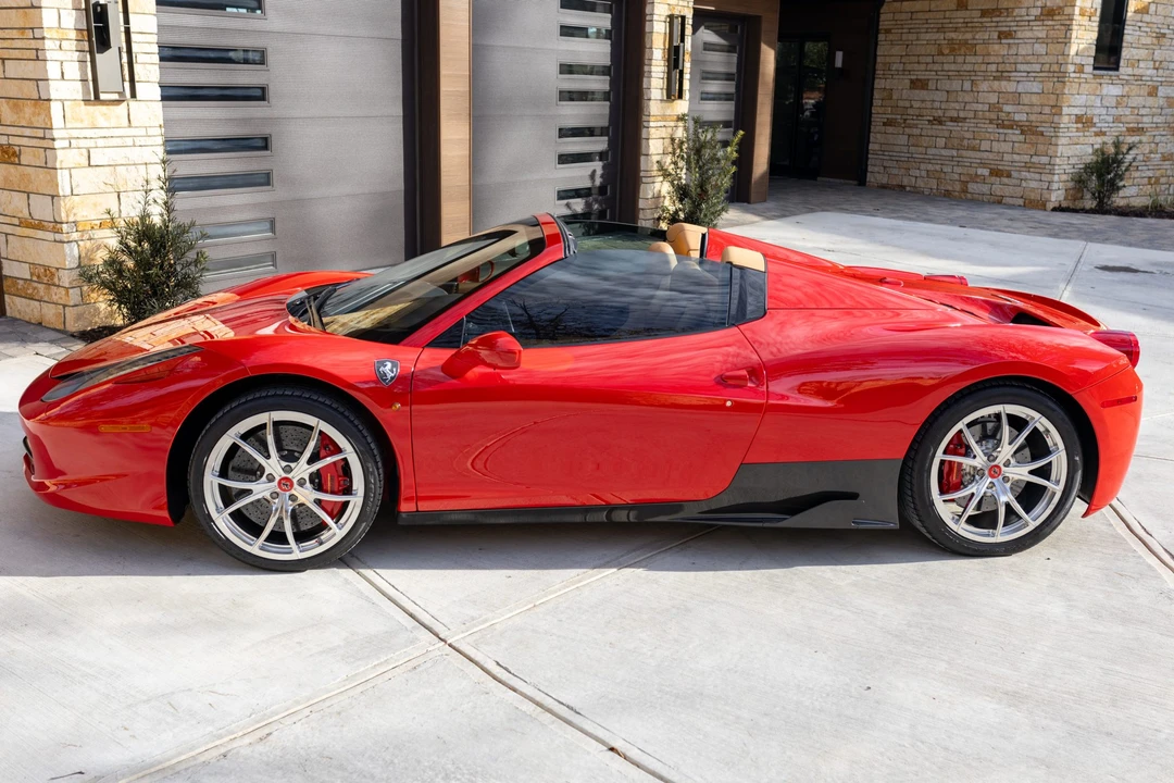 2013 Ferrari 458 Spider - Image 9 of 31