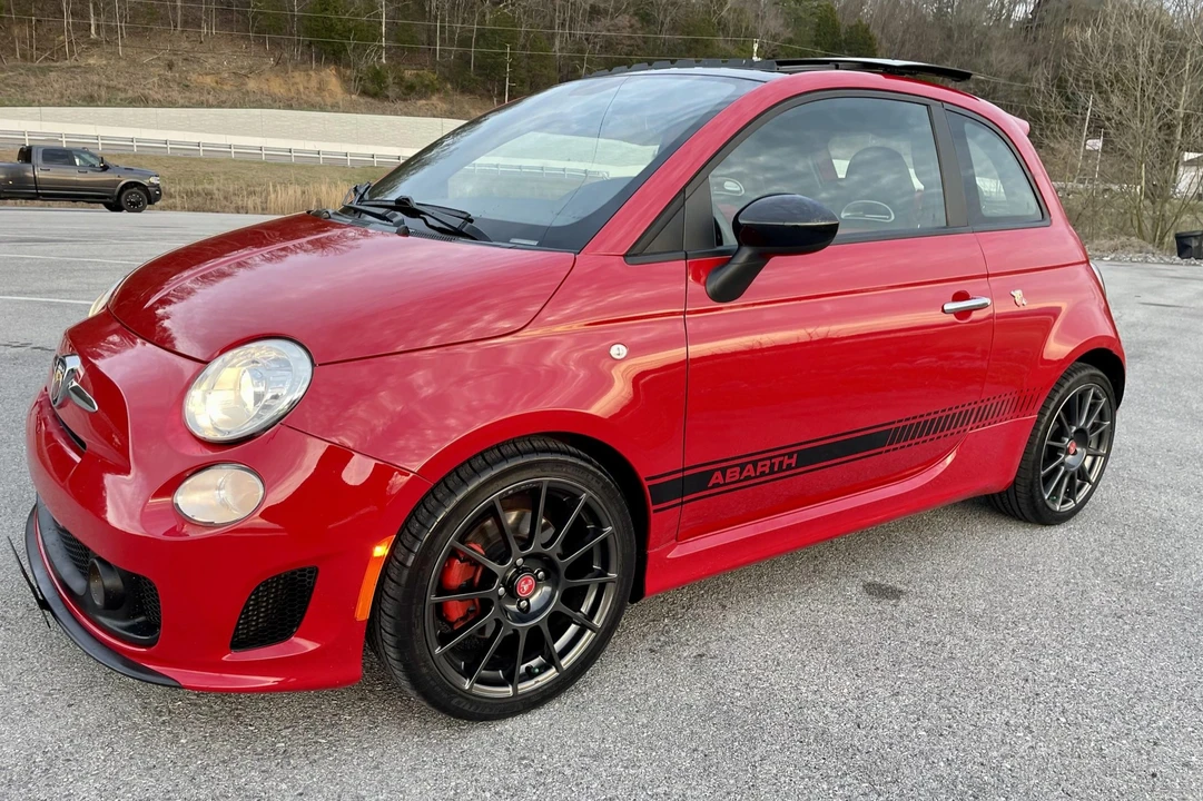 2013 Fiat Abarth 500 - Image 9 of 31
