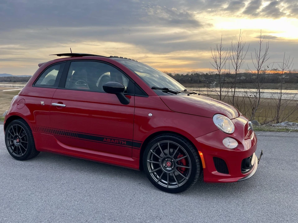 2013 Fiat Abarth 500 - Image 3 of 31