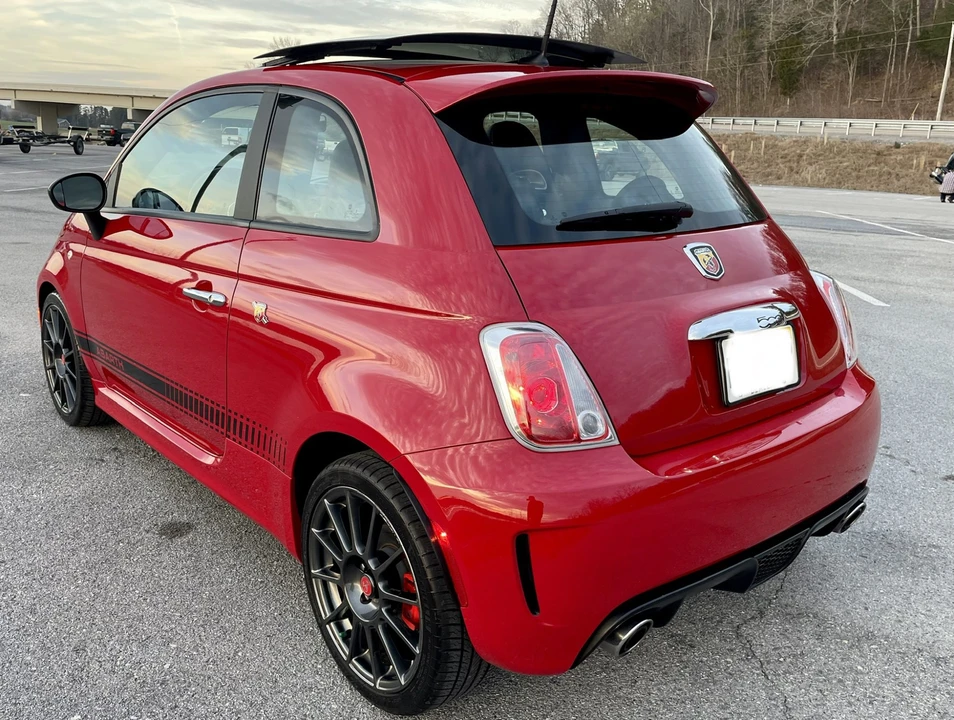 2013 Fiat Abarth 500 - Image 8 of 31