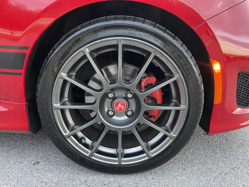 2013 Fiat Abarth 500 - Image 25 of 31