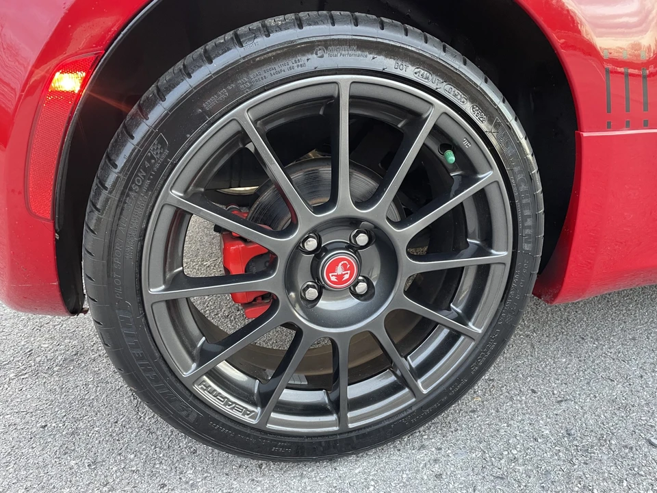 2013 Fiat Abarth 500 - Image 26 of 31