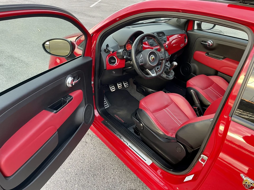 2013 Fiat Abarth 500 - Image 29 of 31