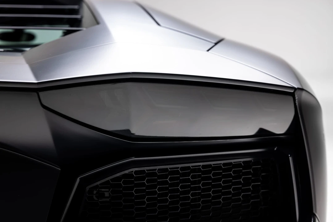 2013 Lamborghini Aventador LP700-4 - Image 28 of 31