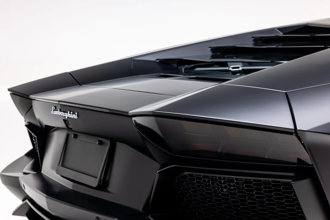 2013 Lamborghini Aventador LP700-4 - Image 26 of 31