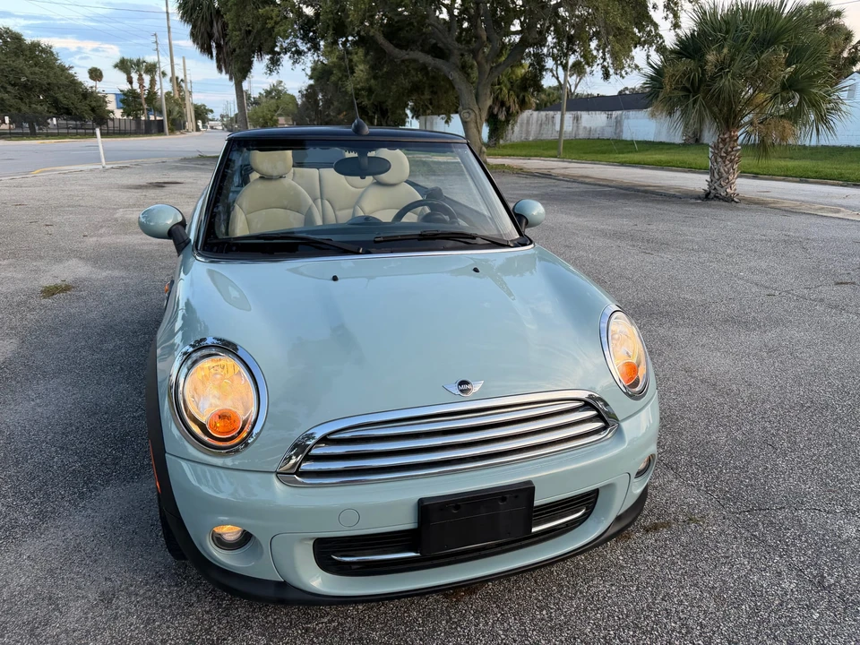 2013 Mini Coupe & Roadster - Image 5 of 31
