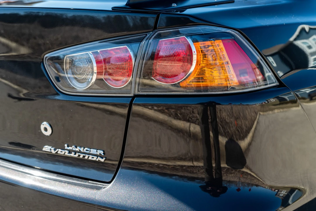 2013 Mitsubishi Lancer Evolution X 9th Gen - Image 23 of 31