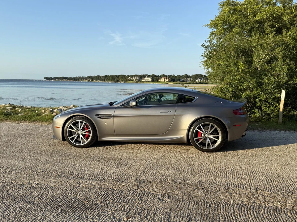2014 Aston Martin V8 Vantage (2006-2017) - Image 7 of 31