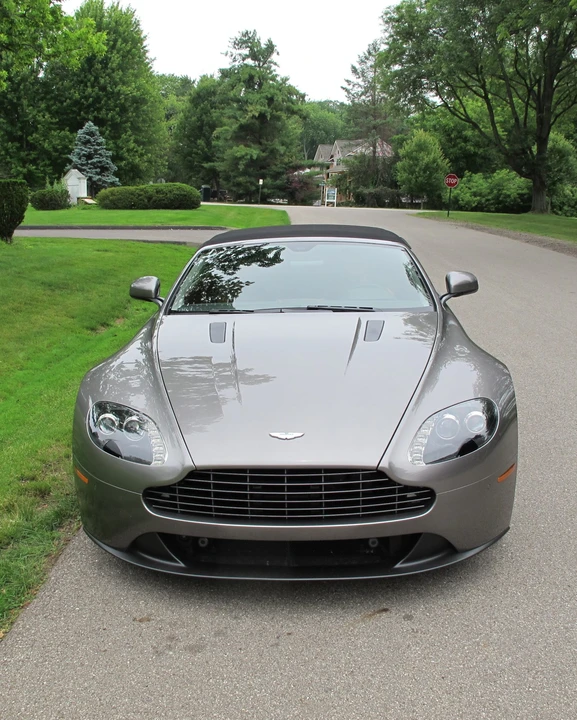 2014 Aston Martin V8 Vantage (2006-2017) - Image 9 of 31