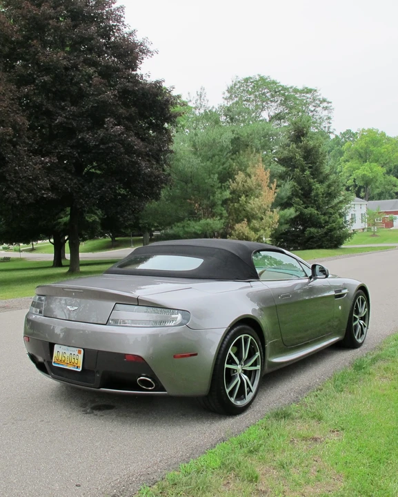 2014 Aston Martin V8 Vantage (2006-2017) - Image 6 of 31