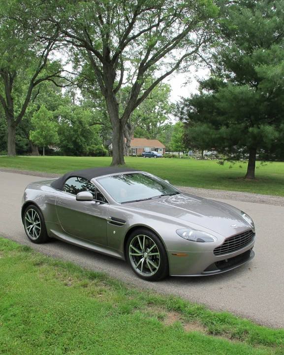 2014 Aston Martin V8 Vantage (2006-2017) - Image 8 of 31