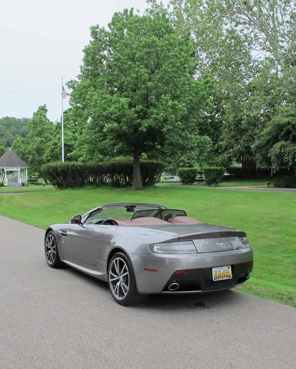2014 Aston Martin V8 Vantage (2006-2017) - Image 13 of 31