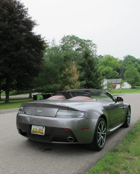 2014 Aston Martin V8 Vantage (2006-2017) - Image 15 of 31