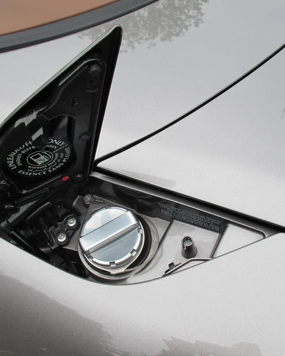 2014 Aston Martin V8 Vantage (2006-2017) - Image 27 of 31