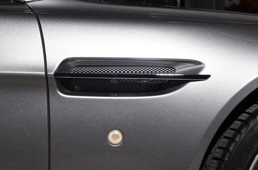 2014 Aston Martin V8 Vantage (2006-2017) - Image 18 of 31