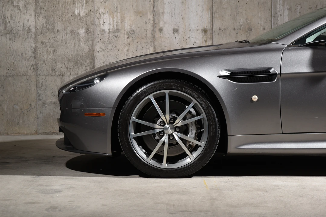 2014 Aston Martin V8 Vantage (2006-2017) - Image 23 of 31