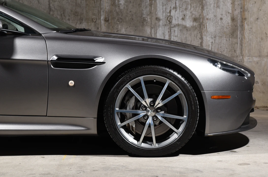 2014 Aston Martin V8 Vantage (2006-2017) - Image 20 of 31
