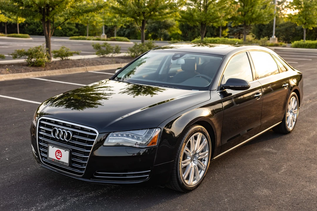 2014 Audi D4 A8 - Image 10 of 31