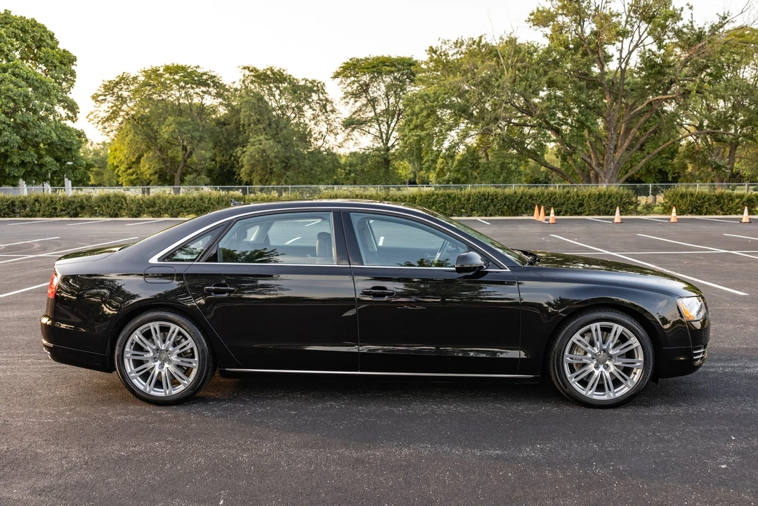2014 Audi D4 A8 - Image 14 of 31