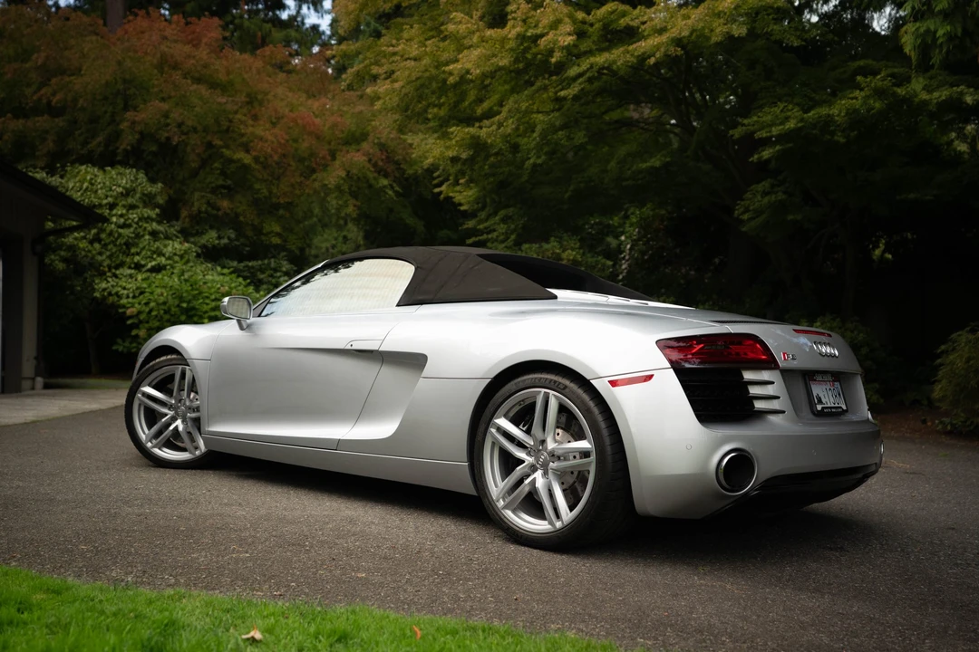 2014 Audi 42 R8 - Image 13 of 31