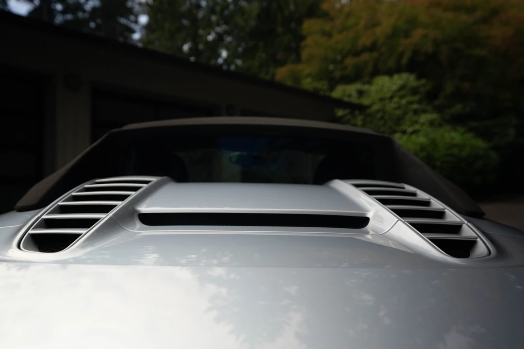 2014 Audi 42 R8 - Image 25 of 31
