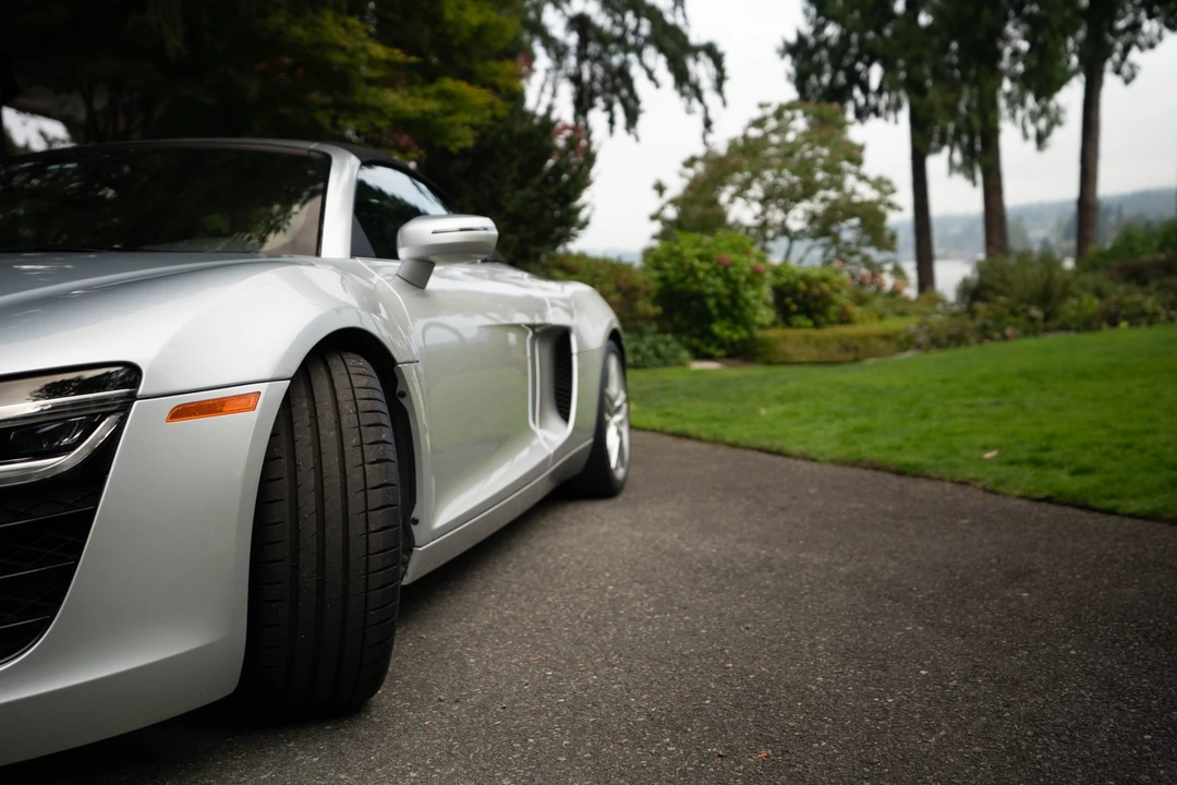 2014 Audi 42 R8 - Image 17 of 31