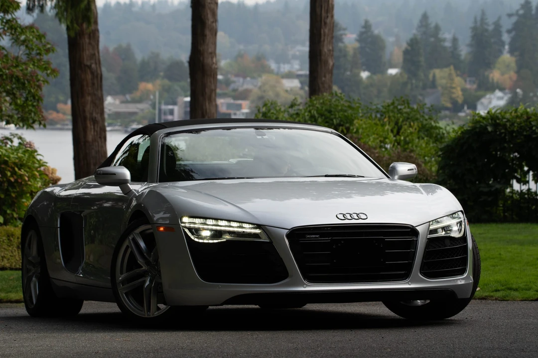 2014 Audi 42 R8 - Image 5 of 31